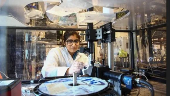 The paper’s first author, Manya Malhotra discovered photonic origami by chance while trying to locate an invisible laser beam.